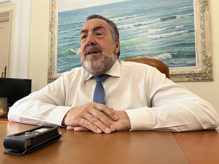 Miguel Carballeda durante la entrevista a Así Somos