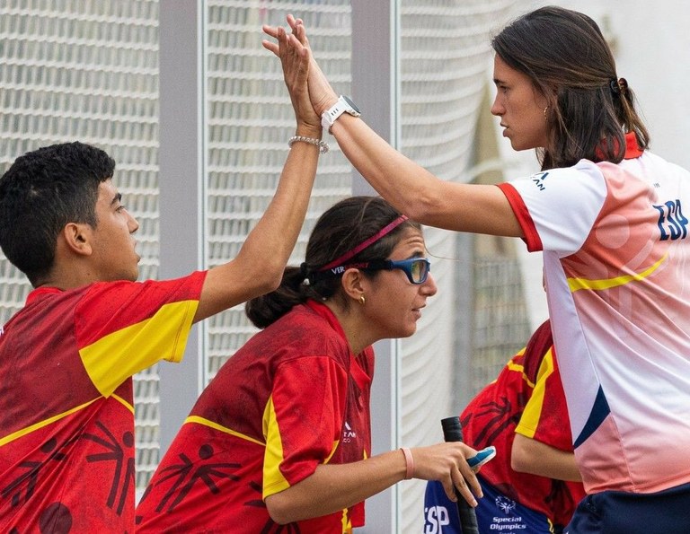 Dos jugadores de Hockey+, durante un partido | Foto de la RFEH