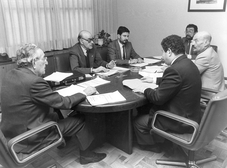 Jurado de la I edición de los Premios Tiflos en 1987