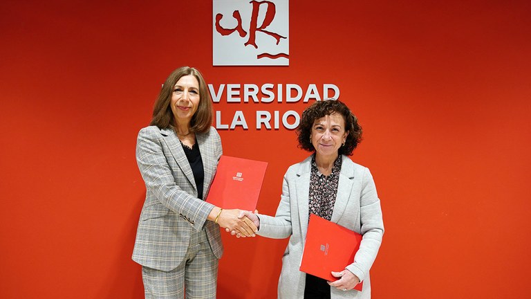 Fabiola Portillo y Belén González 