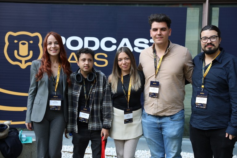 Alumnos participantes en el  programa ‘TándEM ON Air’