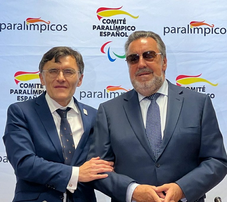 Alberto Durán y Miguel Carballeda tras la asamblea del CPE Alberto Durán y Miguel Carballeda tras la asamblea del CPE