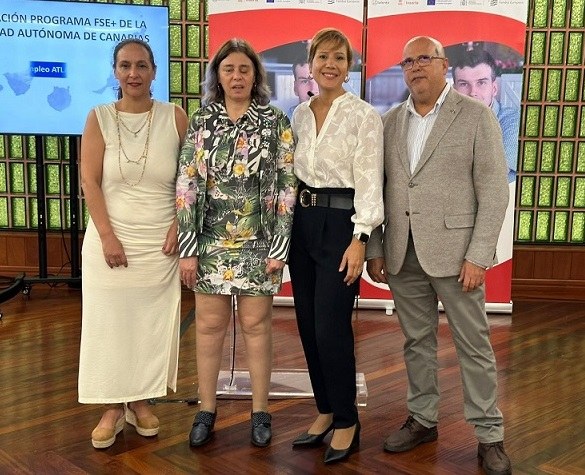 Foto de familia del acto de presentación del  acto en Canarias de la presentación de InclUEmpleo Atlántida 