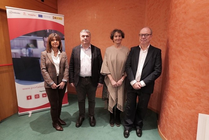 De izquierda a derecha Lorena Basols; Valentín Fortún; Inés Francés y Severino Rodríguez.