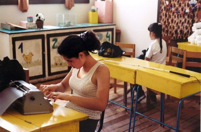 Niñas ciegas en la escuela