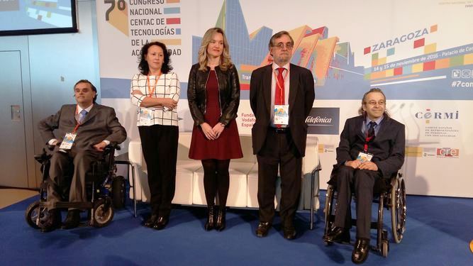 Jesús Hernández, Mercedes Jaraba, directora general de Políticas Sectoriales de la Discapacidad; Pilar Alegría, consejera del Gobierno de Aragón; Jorge Pérez, director general de Economía Digital de Red.es y Juan Carlos Ramiro.