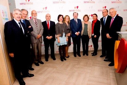 Foto de familia de los participantes en el encuentro