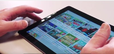 Pantalla de tablet con los juegos que ofrece la aplicación una vez descargada