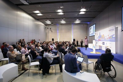 Silvia Leal durante su ponencia