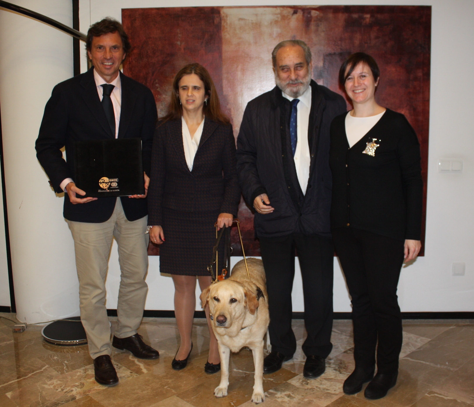  El alcalde de Palma, Mateo Isern, junto a Mª Carmen Soler, José Antonio Rodríguez y la regidora de Bienestar Social, Ana Ferriol