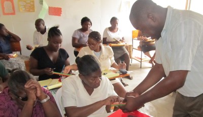 Curso de capacitación de profesores sobre material educativo adaptado