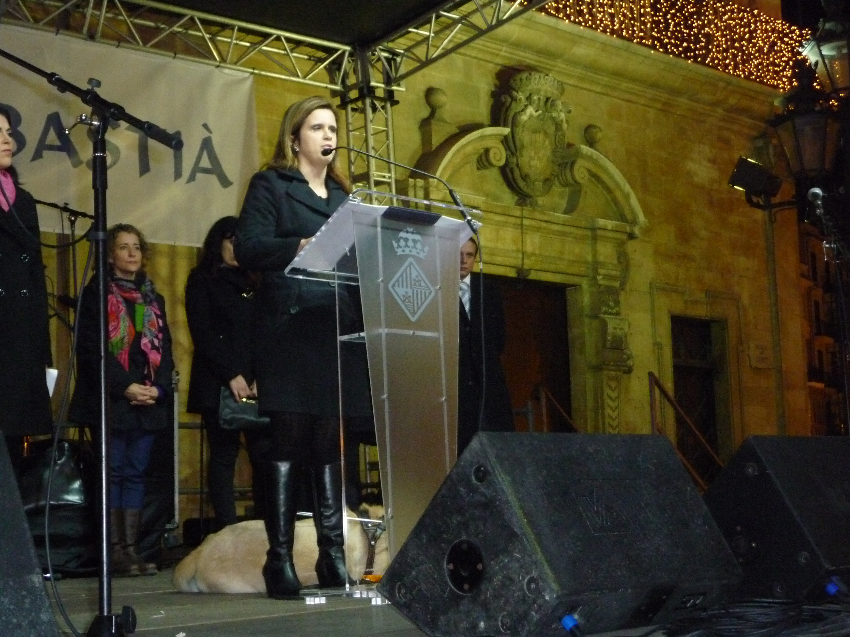 Momento del pregón ofrecido por Mª Carmen Soler