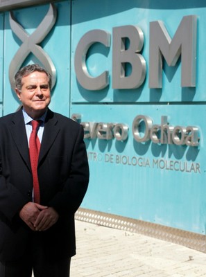 Luis Carrasco, investigador afiliado a la ONCE