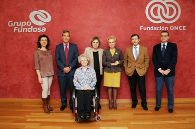 De izquierda a derecha: Francisca García Vizcaíno, Alejandro Oñoro, Elizabeth Heilmeyer, Teresa Palahí, Carmen Quintanilla, Alberto Durán y José Luis Martínez Donoso.