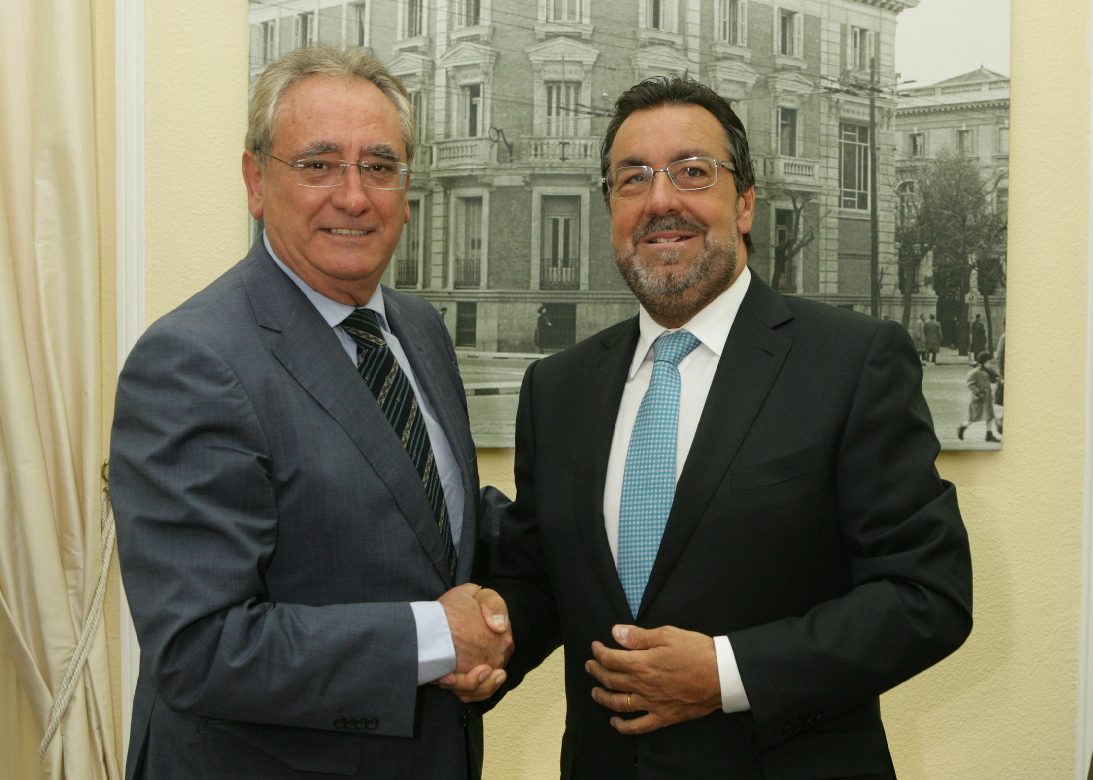 De izquierda a derecha: Vicente Duaso y Miguel Carballeda