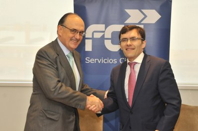 Juan Béjar y Alberto Durán, tras la firma del Inserta