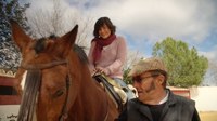 Pili Calvo a caballo, en el capítulo rodado en Andalucía