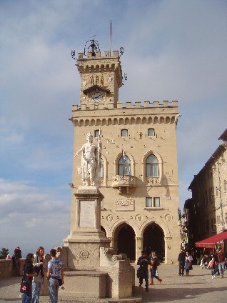 Fortaleza de San Marino, centro neurálgico de la República