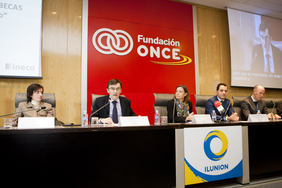 Acto de entrega de becas