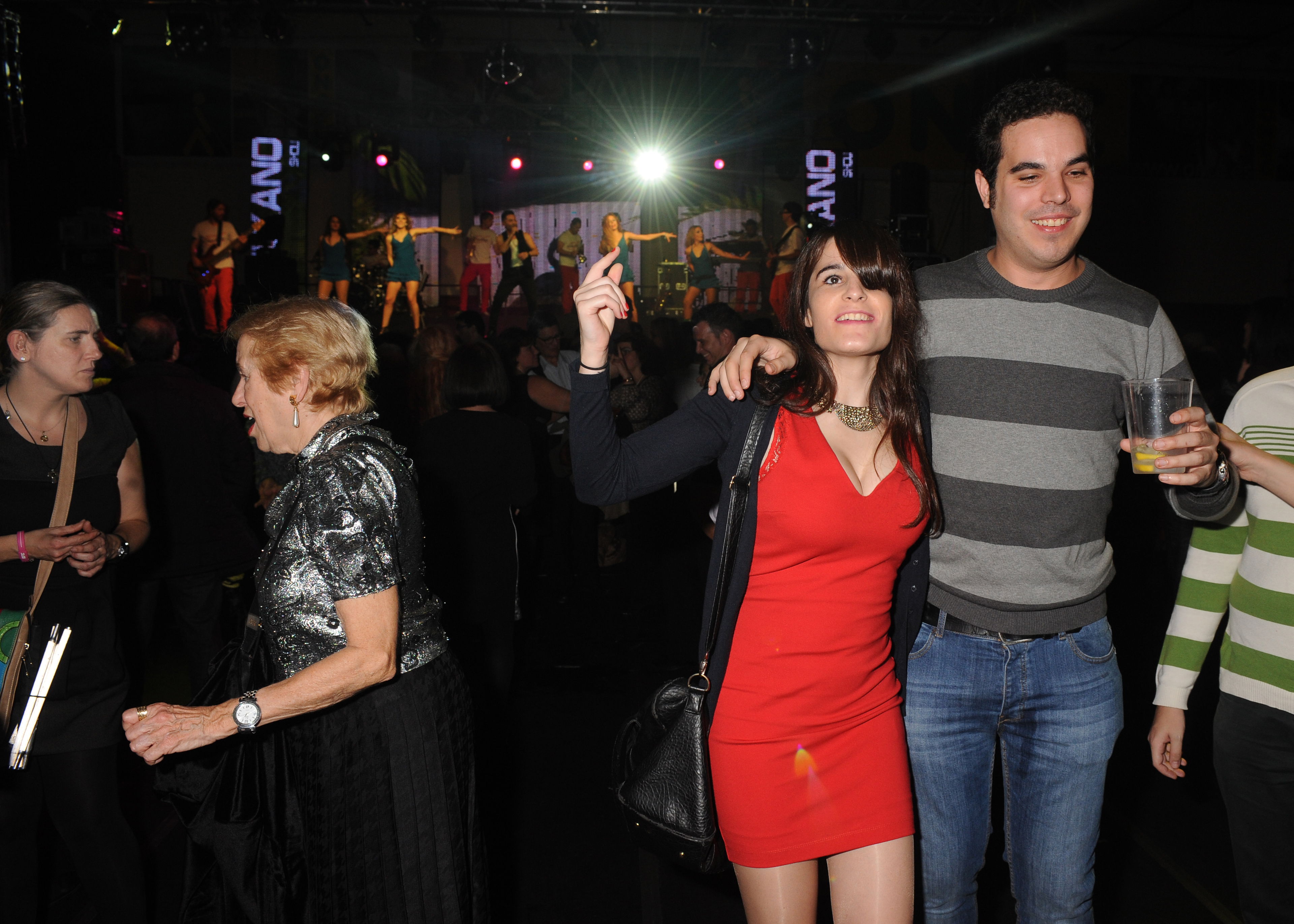 Asistentes a la fiesta de Santa Lucía en Madrid