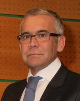 Foto en primer plano del director general de la ONCE, Jorge Íniguez