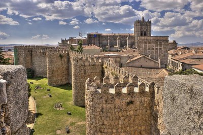 Imagen de la ciudad de Ávila, ejemplo europeo de ciudad histórica accesible