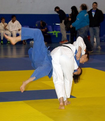 Mónica Merenciano durante uno de sus victoriosos combates en Pinto