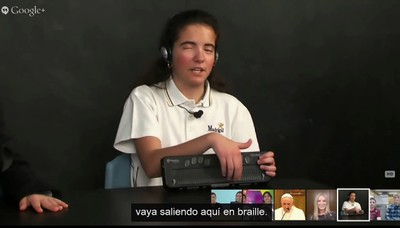 Isabel Vera durante la videoconferencia con el Papa Francisco, el 5 de febrero de 2015 (imagen rescatada de Google)