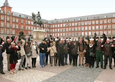 Los vendedores en plena Plaza Mayor de Madrid