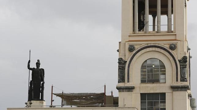 Fachada y terraza del Círculo de Bellas Artes