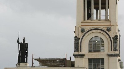 Fachada y terraza del Círculo de Bellas Artes