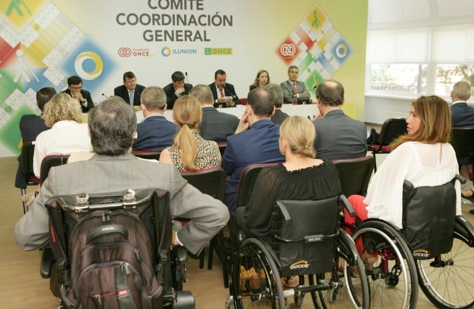 Asistentes al CCG con la mesa presidencial al fondo