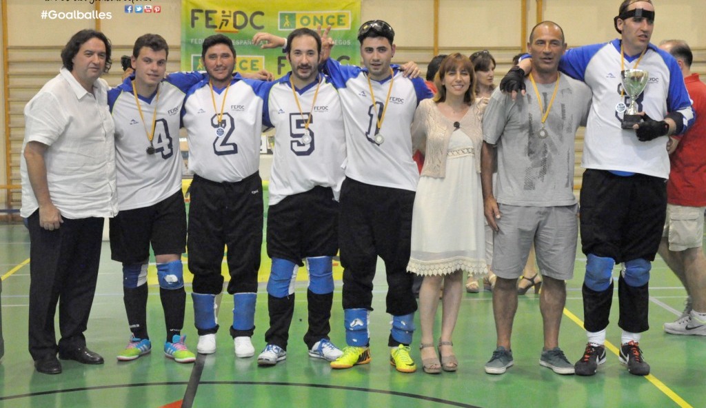El equipo de Cantabria, revelación del Campeonato, festeja su segundo puesto