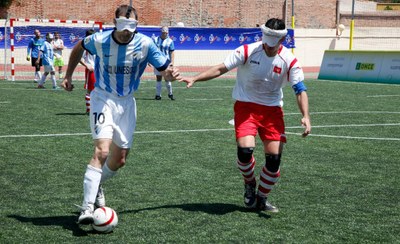 Un ataque del Málaga en la final de categoría B1 en la que acabaron cayendo frente al conjunto de Madrid