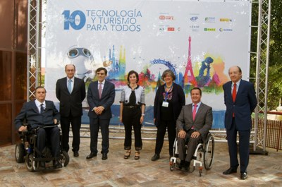Foto de familia de la inauguración del Congreso dual celebrado en Madrid
