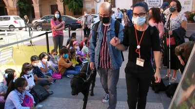 Exhibición perros guía en la Semana de la ONCE en Murcia