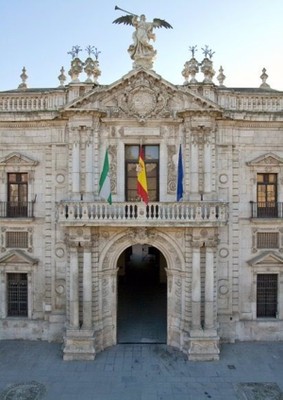 Fachada de la Universidad de Sevilla