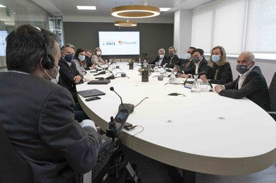 Momento de la reunión en Torre Ilunion