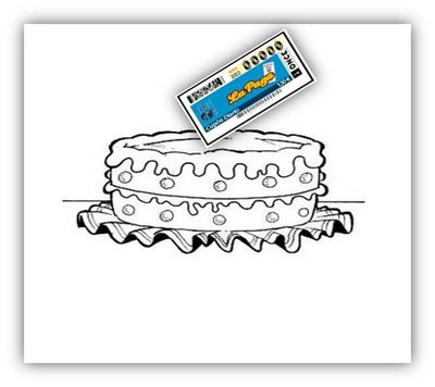 Fotomontaje de una tarta de cumpleaños con un cupón donde se aprecia la leyenda de La Paga